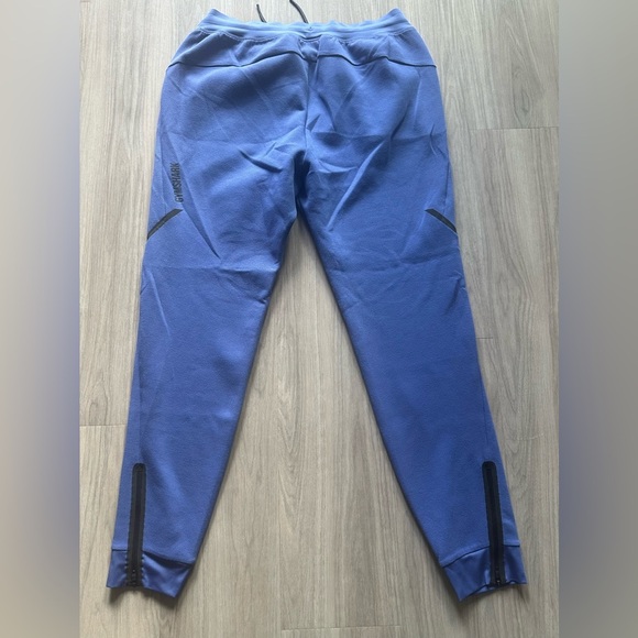 Gymshark Apex Technical Men’s Joggers size Large - Picture 2 of 3